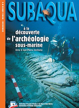 Première couverture "A la découverte de l'archéologie sous-marine"