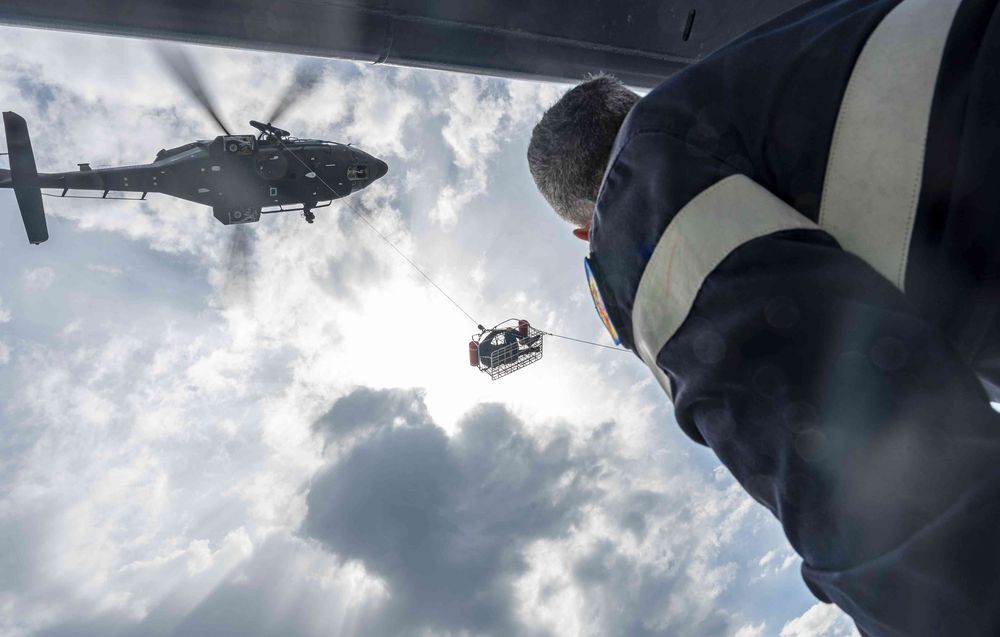 Exercice d'évacuation d'un blessé en mer
